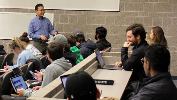 huanan zhang teaching a class